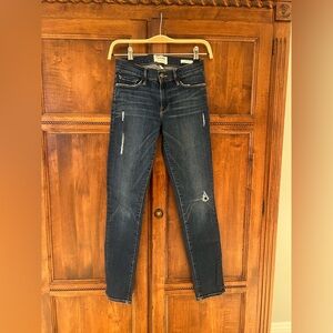 NWOT Frame Denim 'Le Skinny de Jeanne' jeans | Dark Wash | Size 27